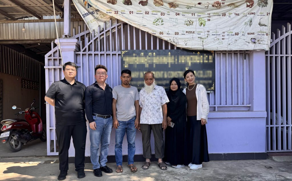 Meeting between Risso and Cambodian partners