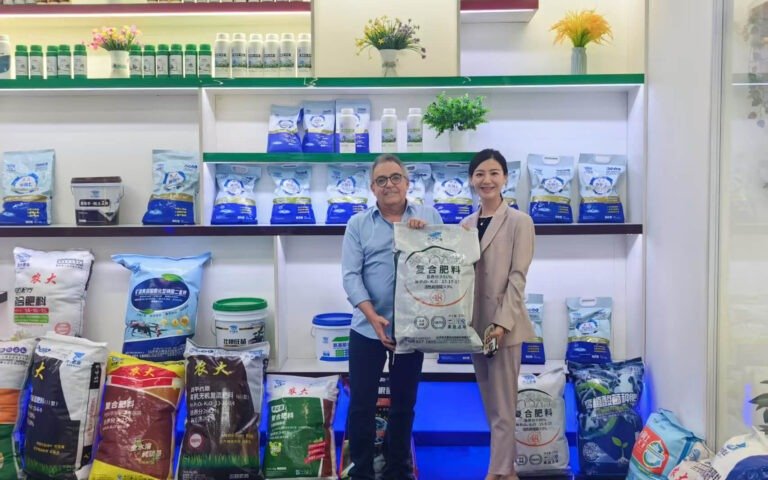 Brazilian customers are now in the exhibition hall