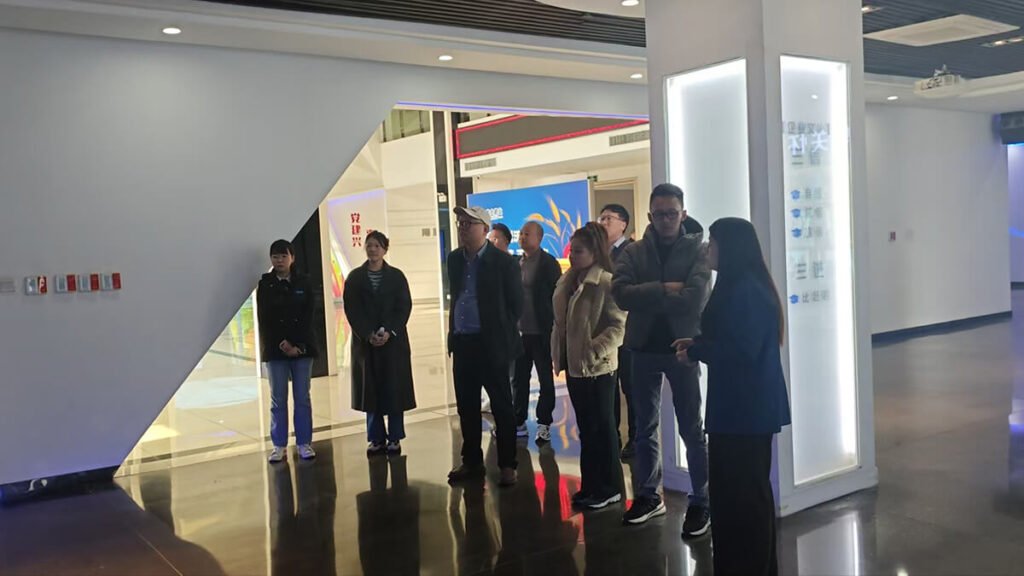 Malaysian clients visit Risso Fertilizer Factory in China for business cooperation and technical exchange3
